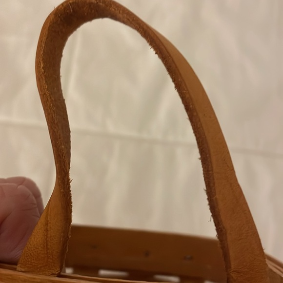 Longaberger chives booking basket with protector & booklet - Picture 8 of 9